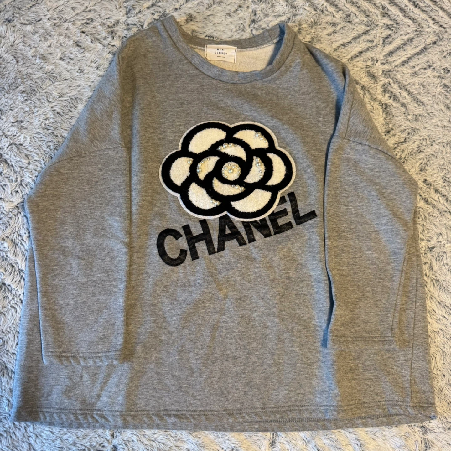 Style Grey Sweatshirt