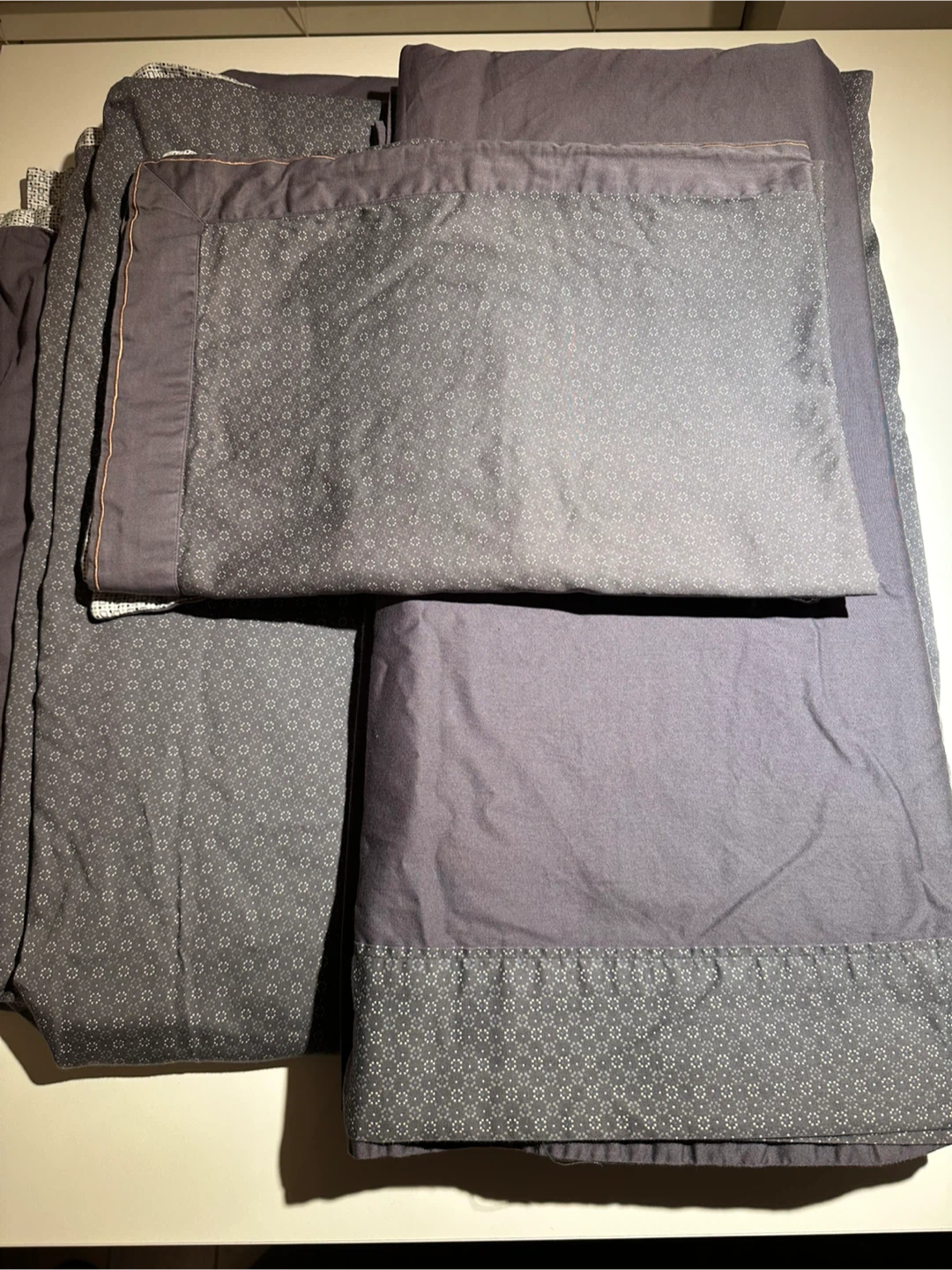 Grey patterned bed set - photo 3