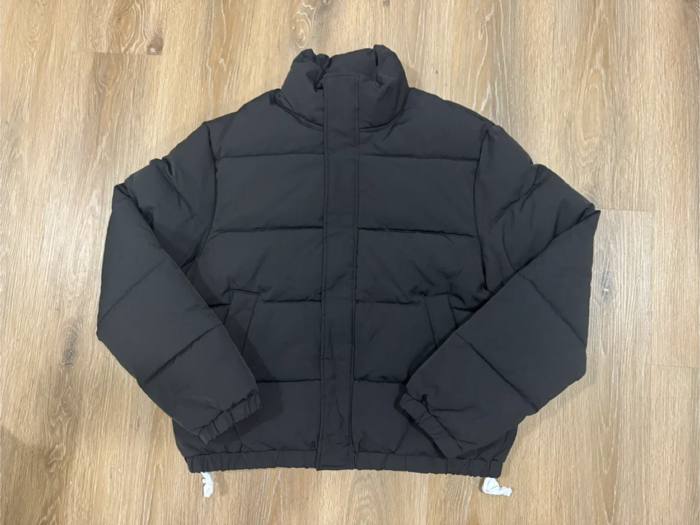 Zara Mens Relaxed Fit Black Puffer Jacket Size Large thumbnail