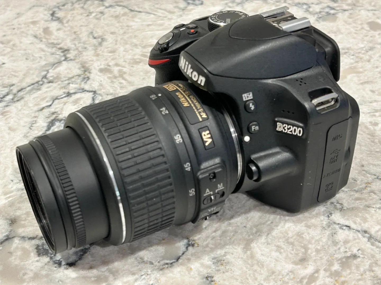 Nikon D3200 18-55 VR Kit - Like New! image indicator(3)