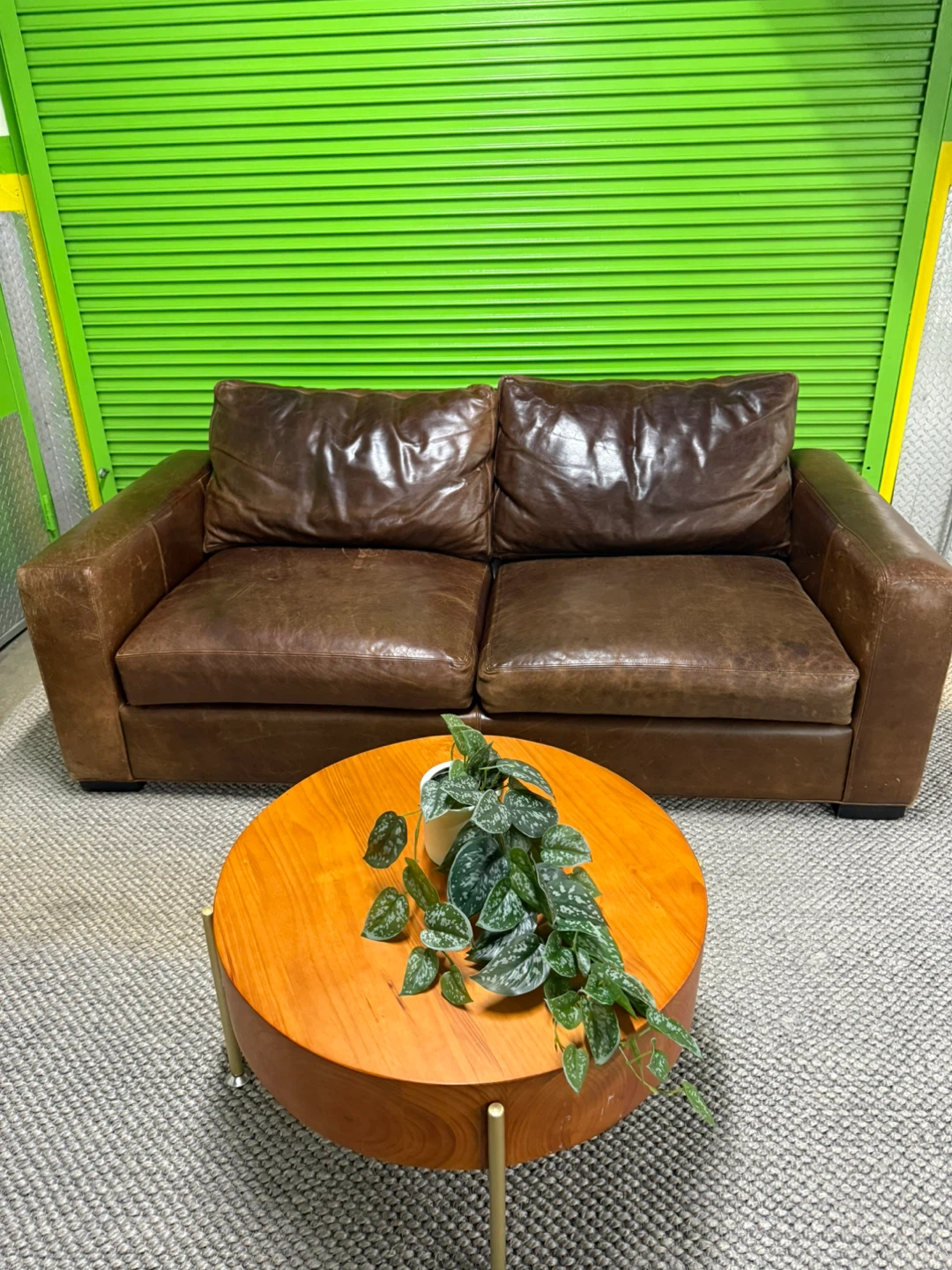 Room & Board Metro Leather Sofa – FREE DELIVERY - photo 2