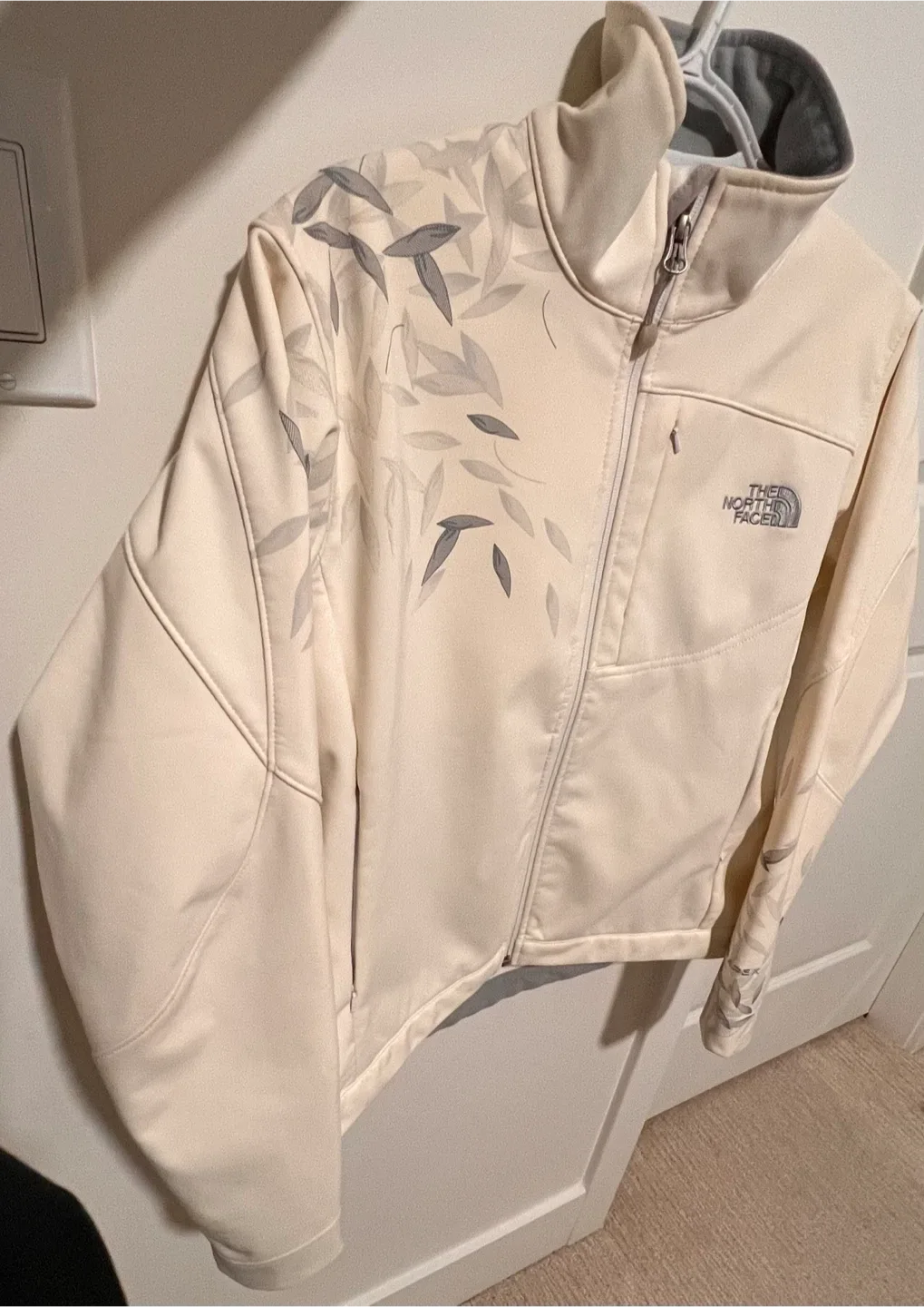 North Face Jacket - Size Small image indicator(5)
