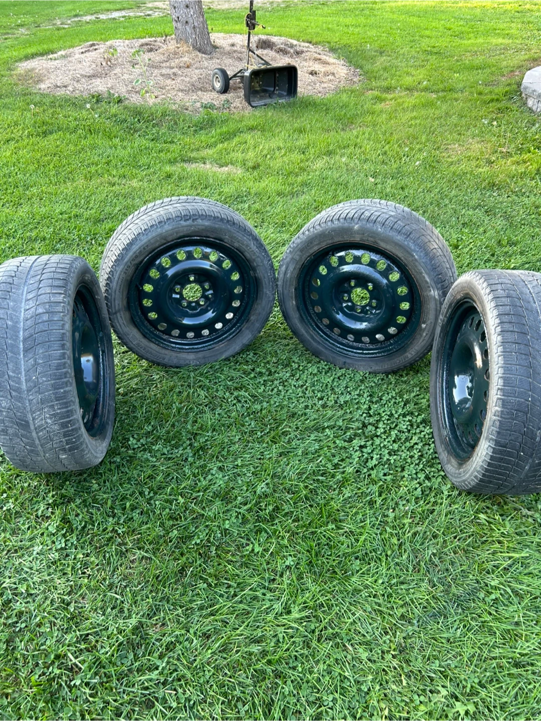 Michelin X green winter tires, stud les  215/50R17