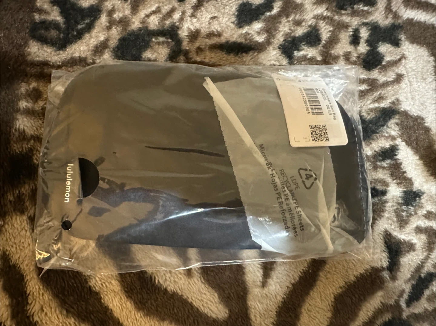 New Lululemon Cyanide Dye EBB Belt Bag Large