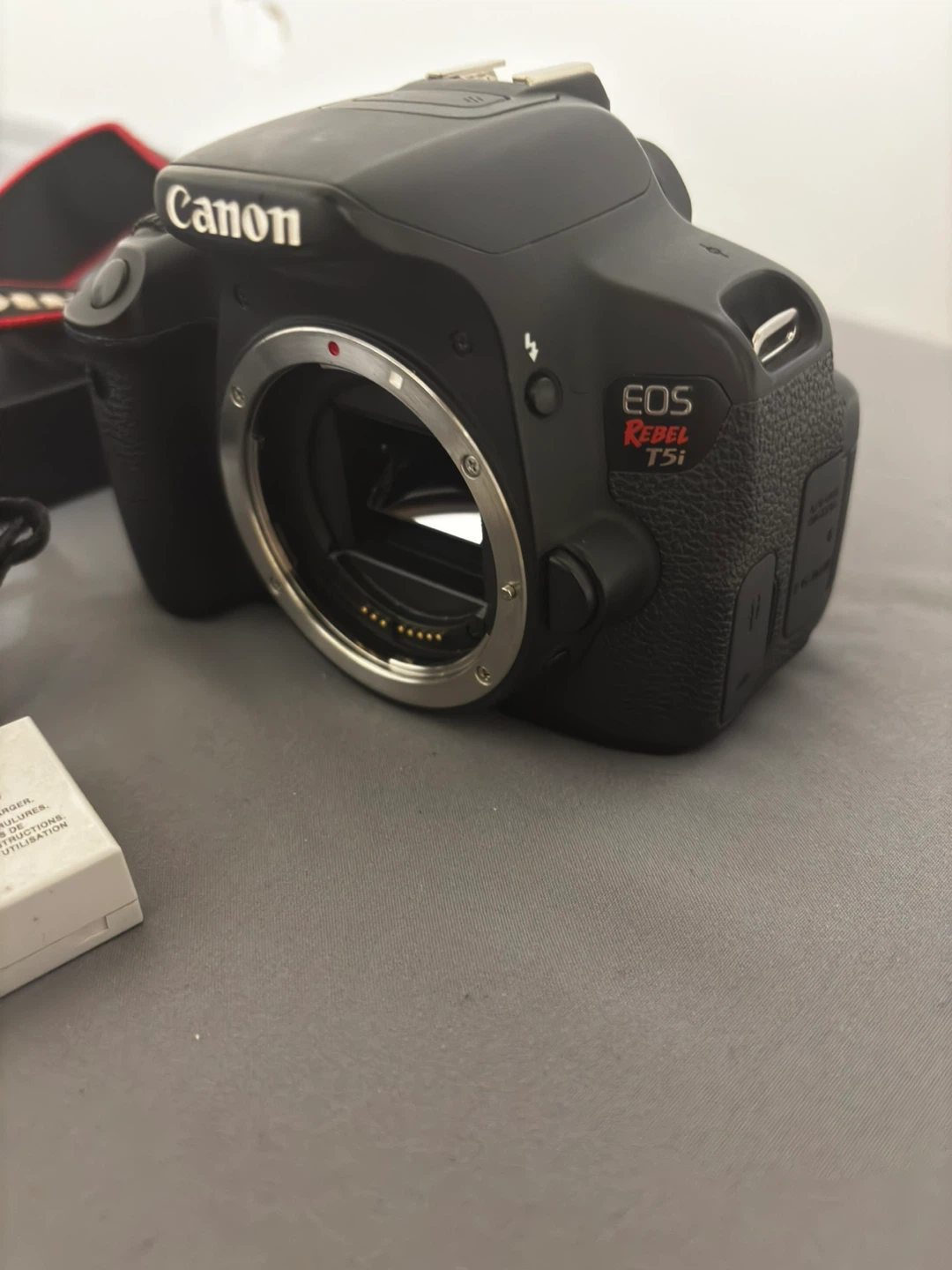 Canon EOS Rebel T5i DSLR Camera with 50mm Lens - photo 3