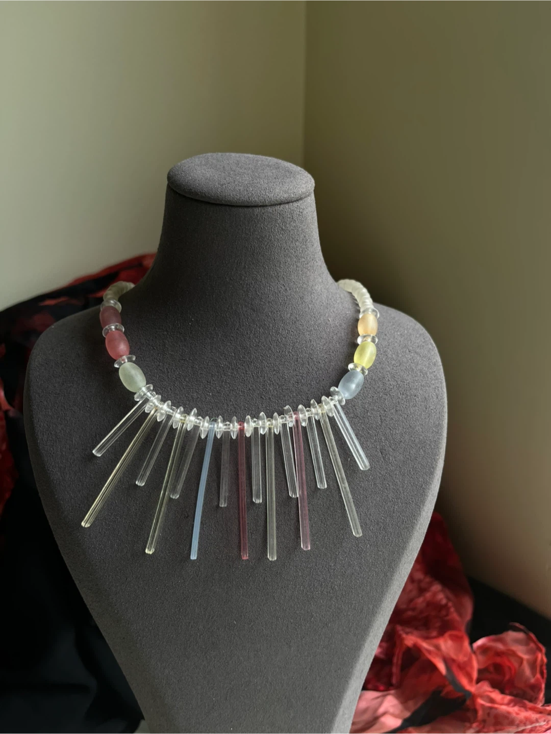 Y2K Rare Vintage icicle Beaded Necklace