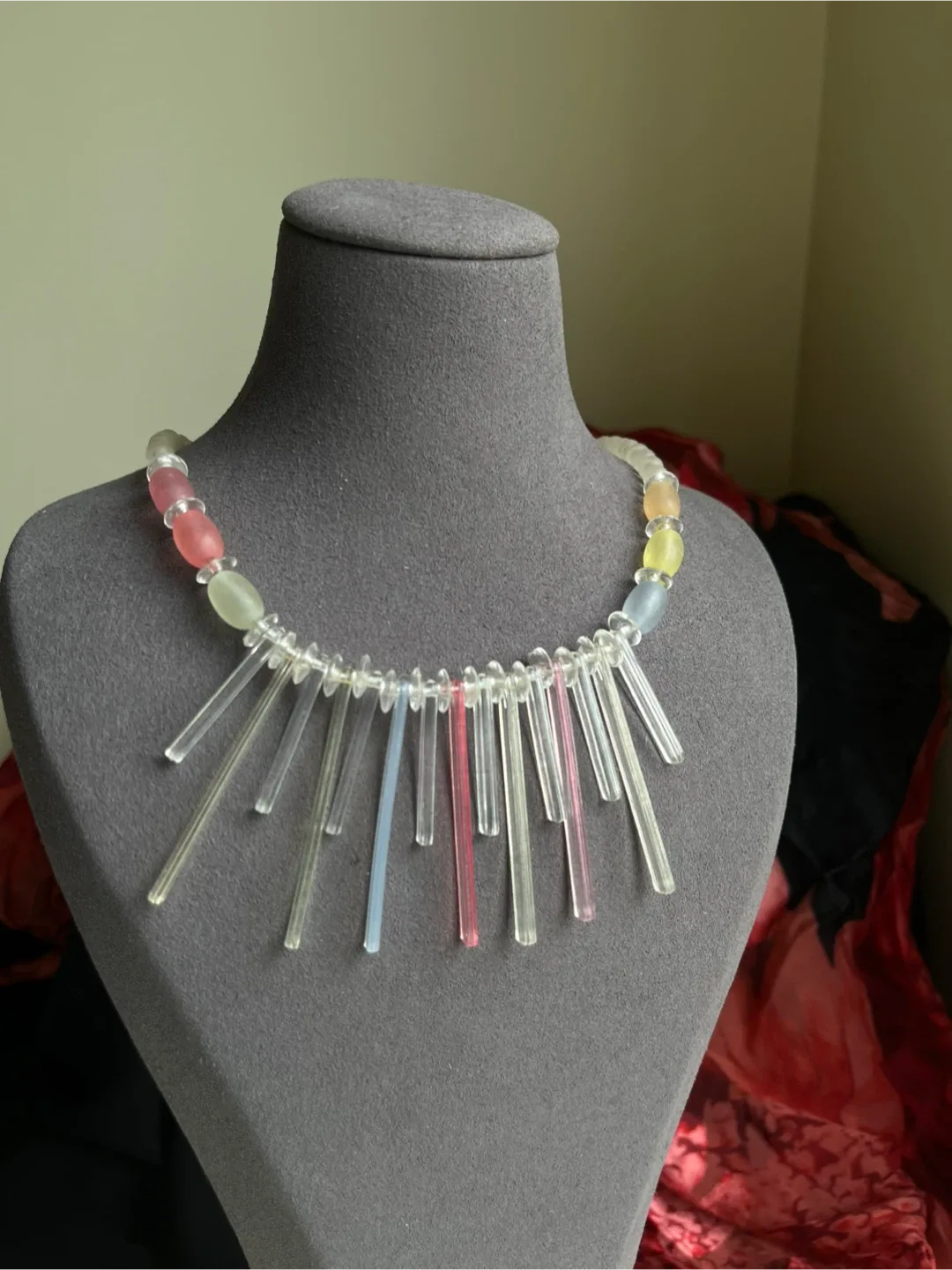 Y2K Rare Vintage icicle Beaded Necklace image indicator(2)