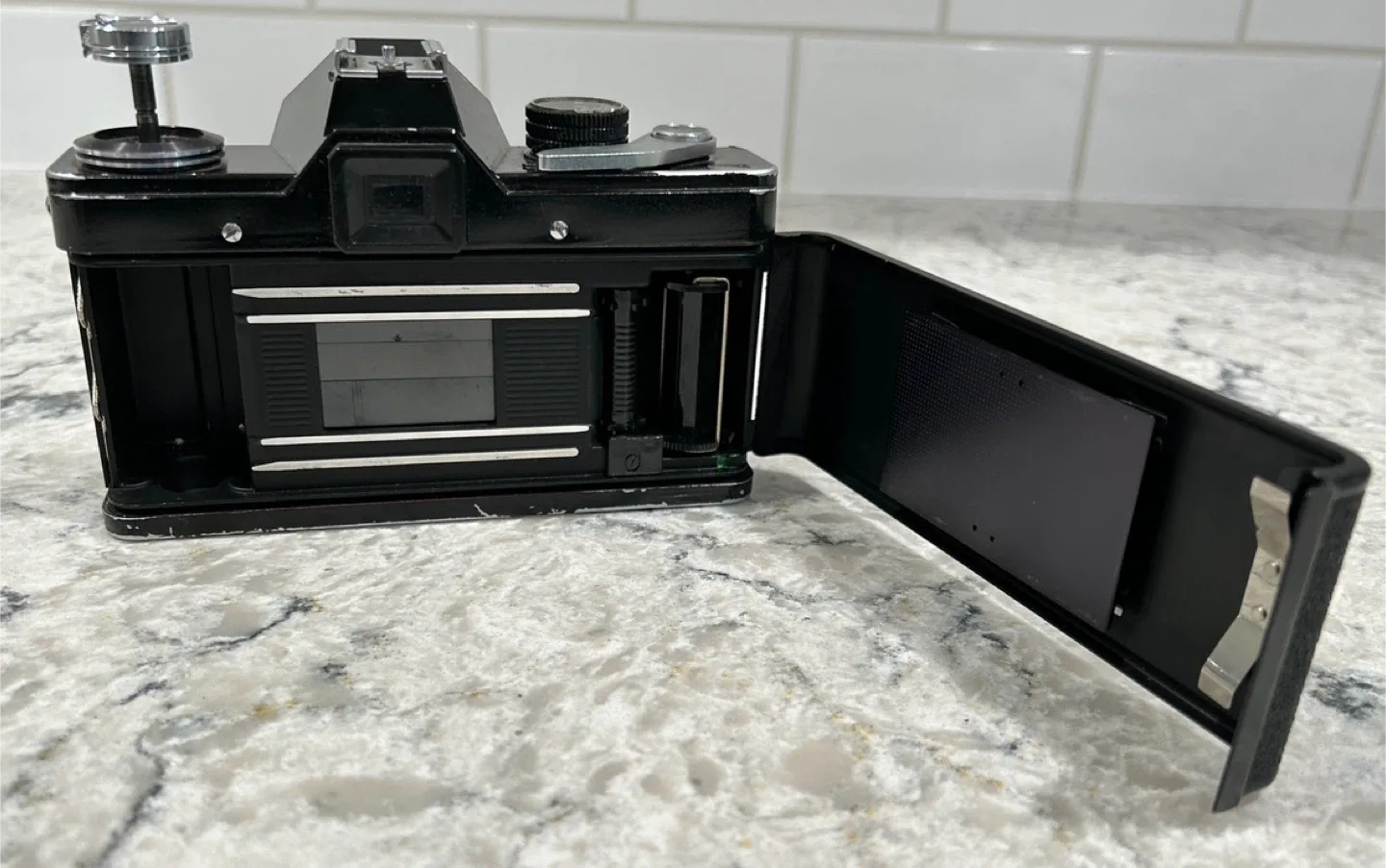 Praktica L Film Camera image indicator(4)