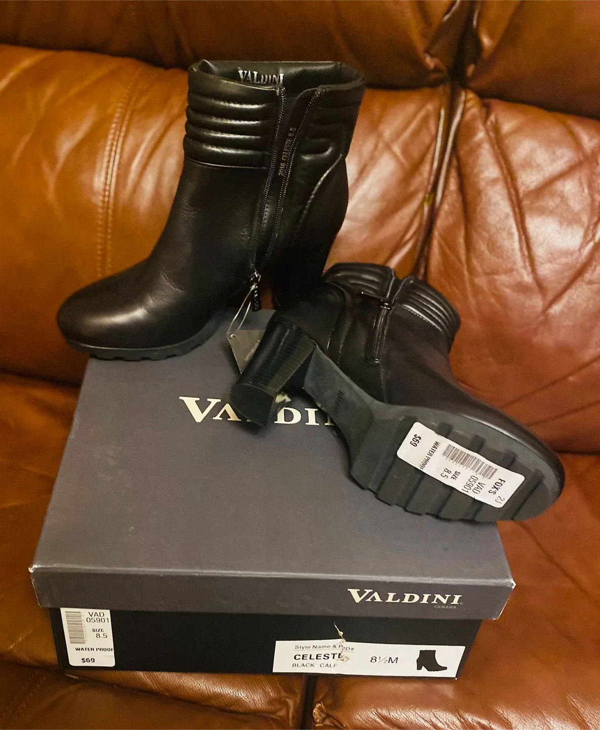 Made in Canada. Valdini Celeste Black Calf Boots - Size 8.5M image indicator(5)