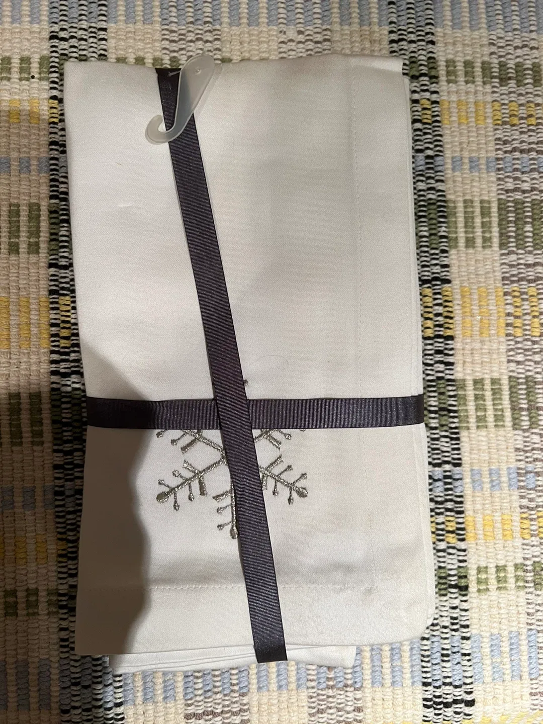 Distinctly Home Set of 4 Napkins - New thumbnail