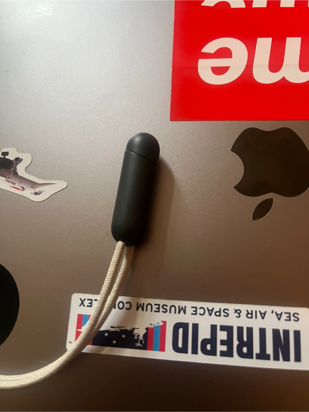 Beats iPhone 17 Pro Kickstand Case w/ MagSafe + Camera Control - photo 4