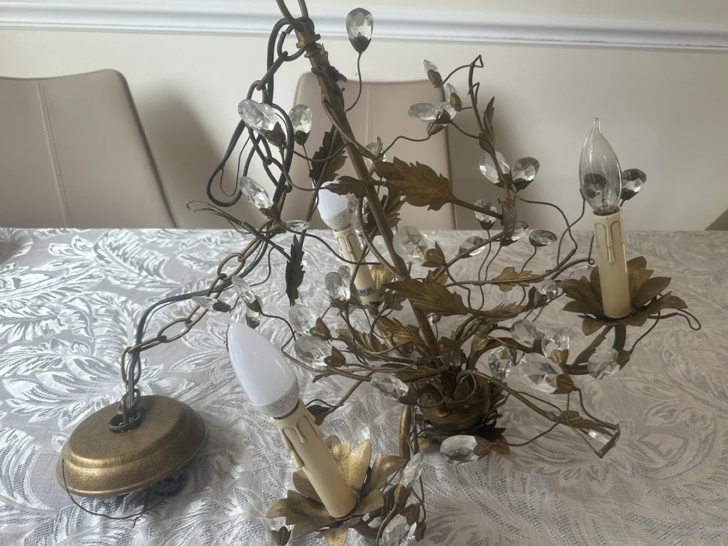 Vintage Crystal Chandelier image indicator(2)