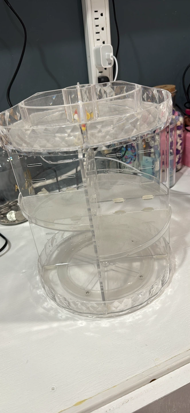 Rotating Makeup Organizer - photo 2