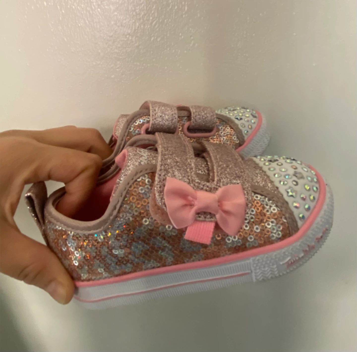 Skechers Twinkle Toes Toddler Shoes - Size 6 - photo 5