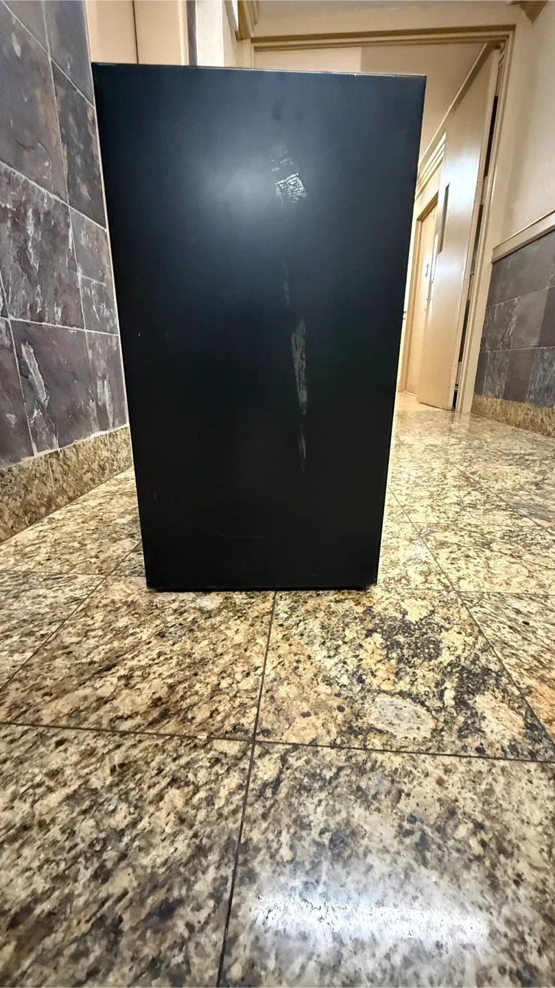 Black 3-Drawer Filing Cabinet image indicator(2)