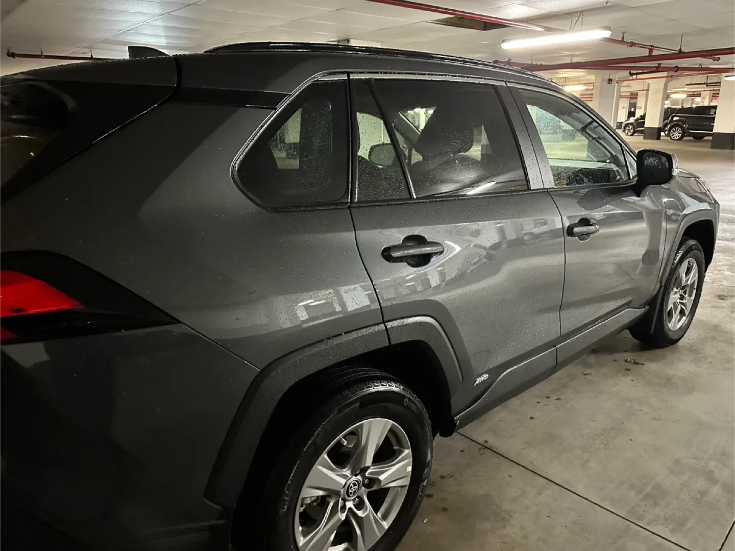 2025 Toyota hybrid RAV4 XLE SUV - Great Condition! image indicator(2)