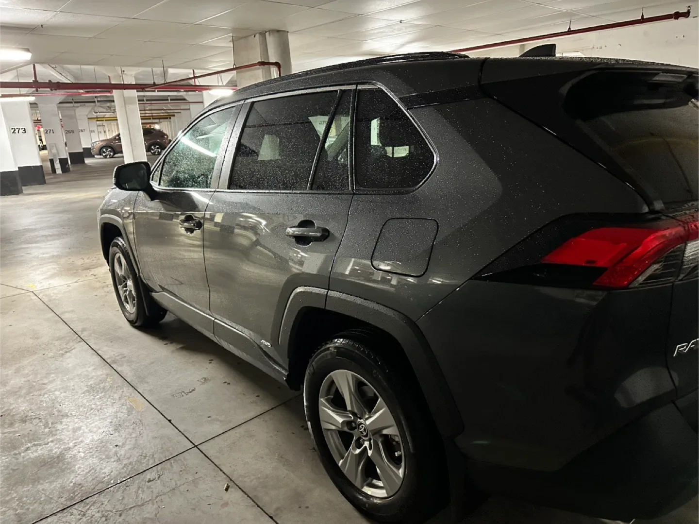 2025 Toyota hybrid RAV4 XLE SUV - Great Condition! image indicator(4)