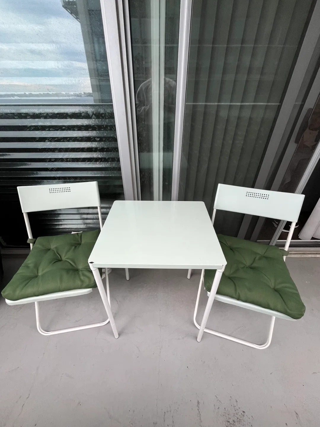 🪑Outdoor or Indoor IKEA Table and Chairs Set image indicator(2)