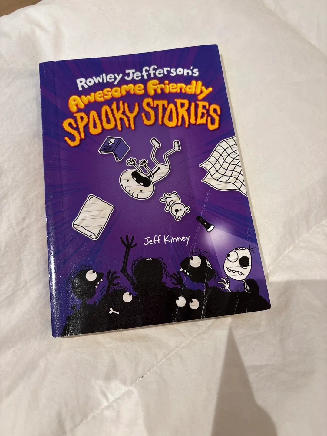 Children's Books: Harry Potter, Wild River, Detective Club image indicator(7)