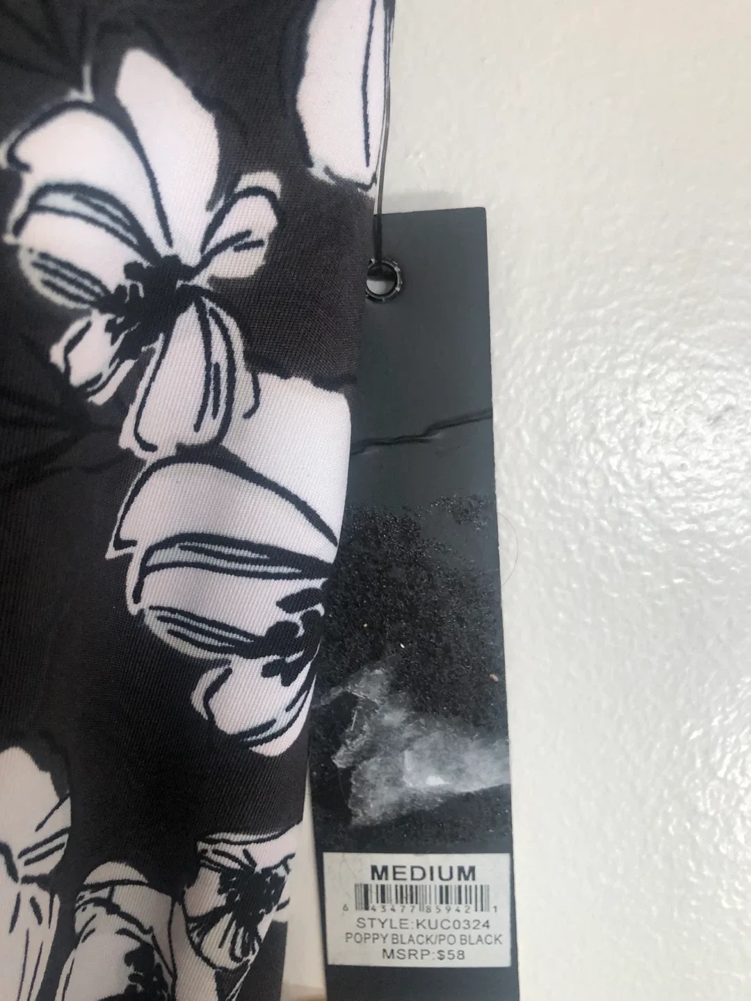 Kay Unger Poppy Black Floral Leggings - Size Medium image indicator(4)