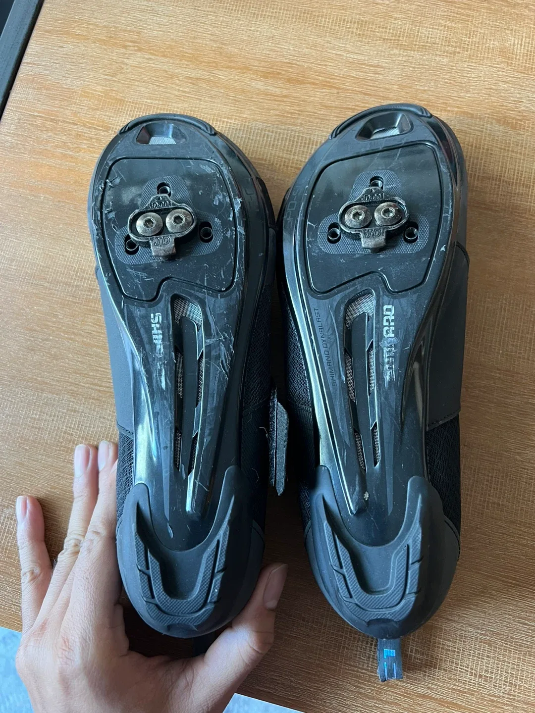 Shimano Cycling Shoes - Size 44 image indicator(3)