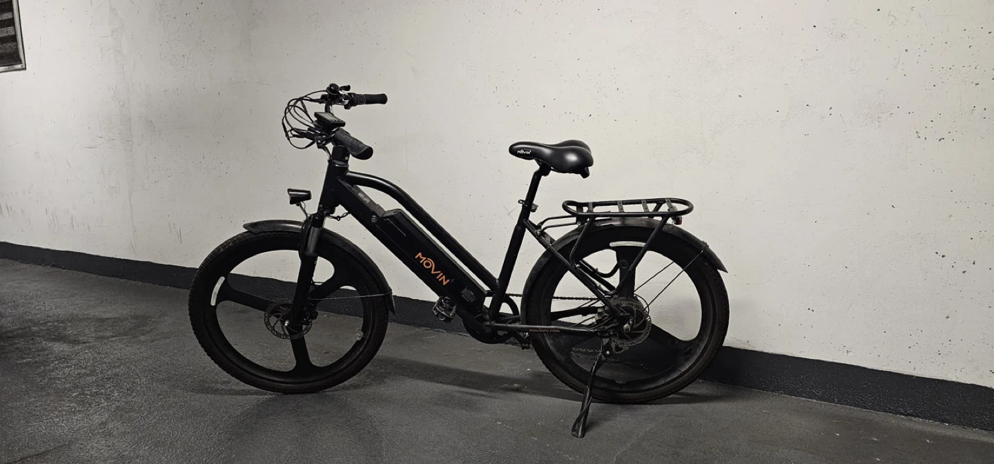 Mövin Electric Bike + Kryptonite Chain Lock
