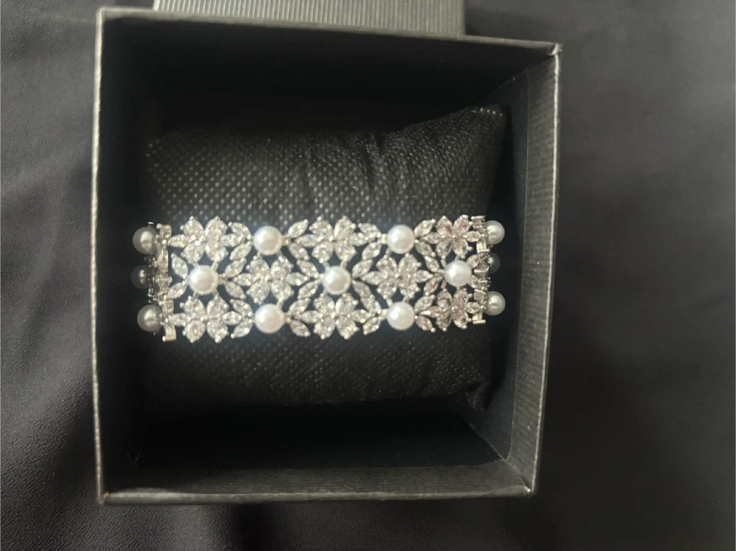New Cubic Zirconia Pave Pearl Bracelet image indicator(4)