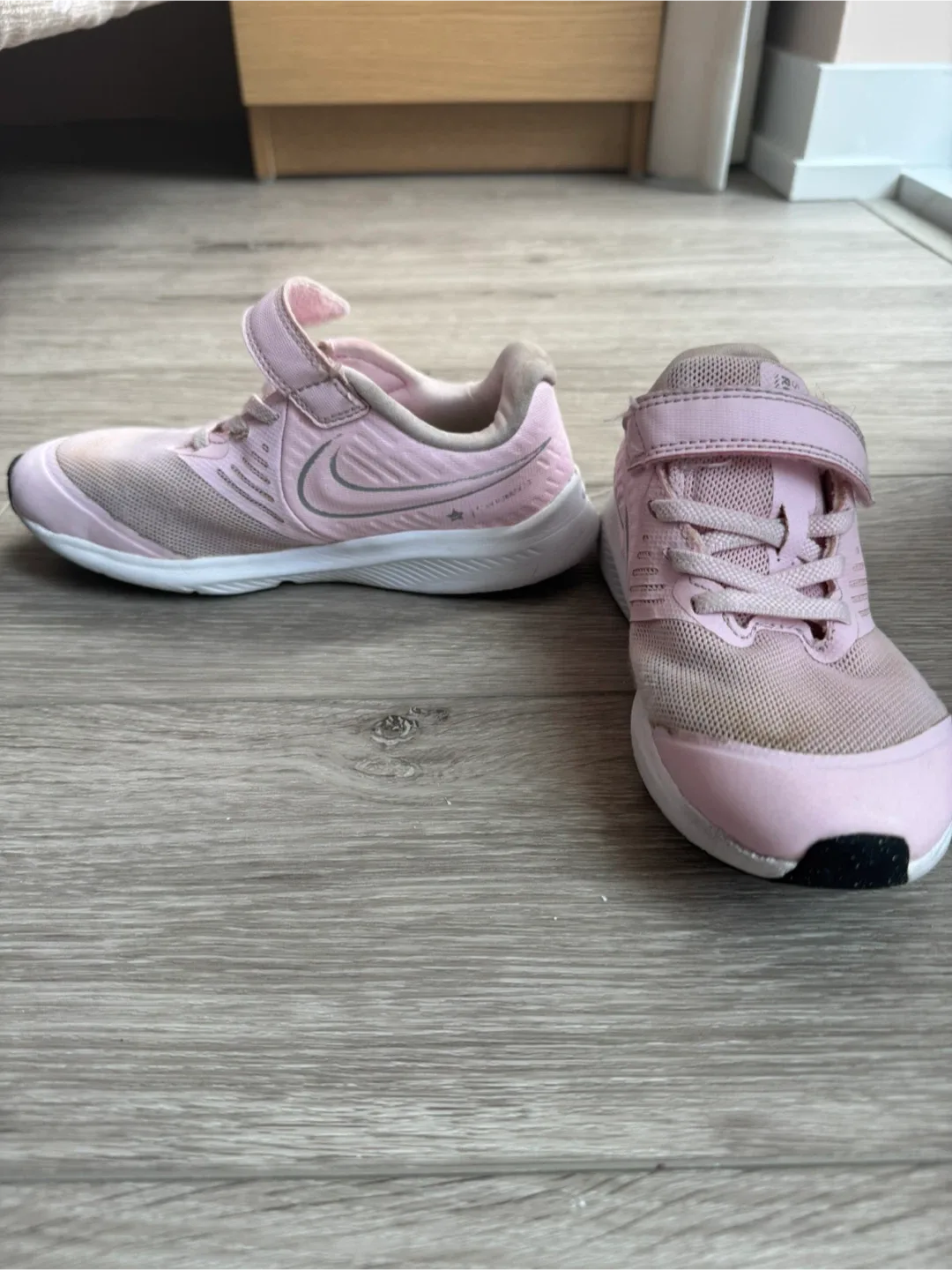 Nike Star Runner 3 Girl’s Pink Sneakers - Size 13 image indicator(2)