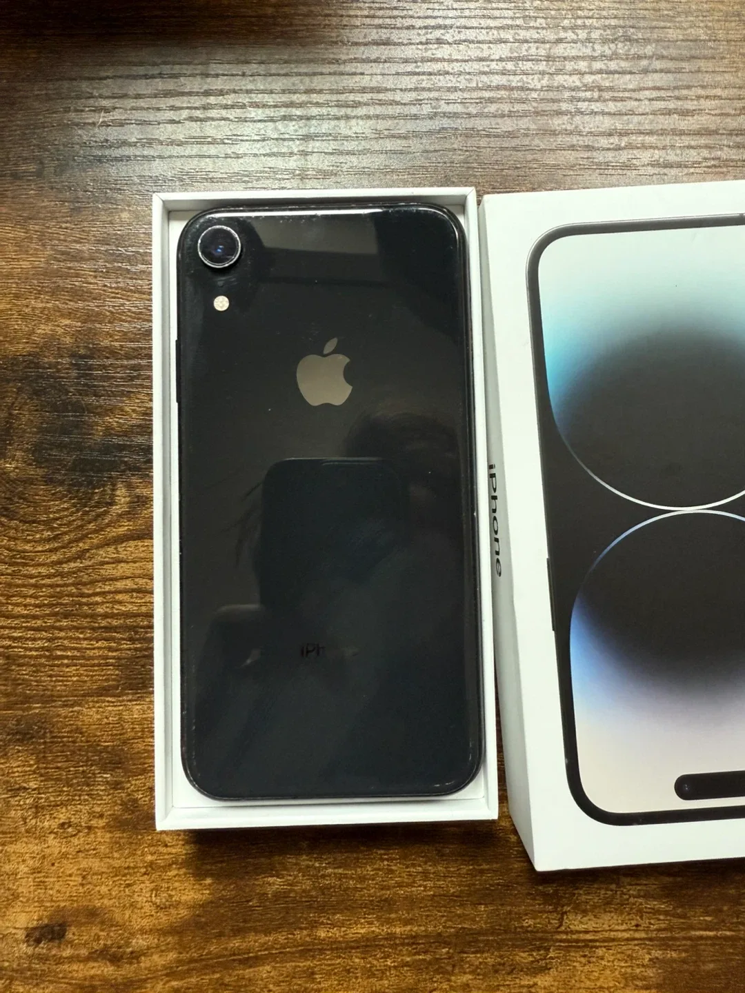 Apple iPhone XR  - Excellent condition image indicator(2)