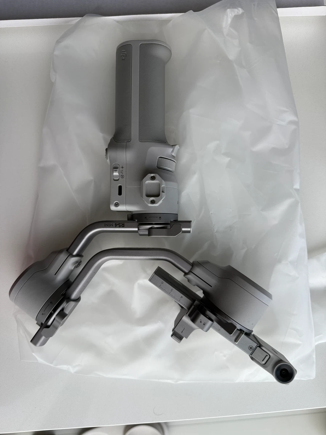 DJI RS 4 Mini Combo - Gimbal Stabilizer - photo 2