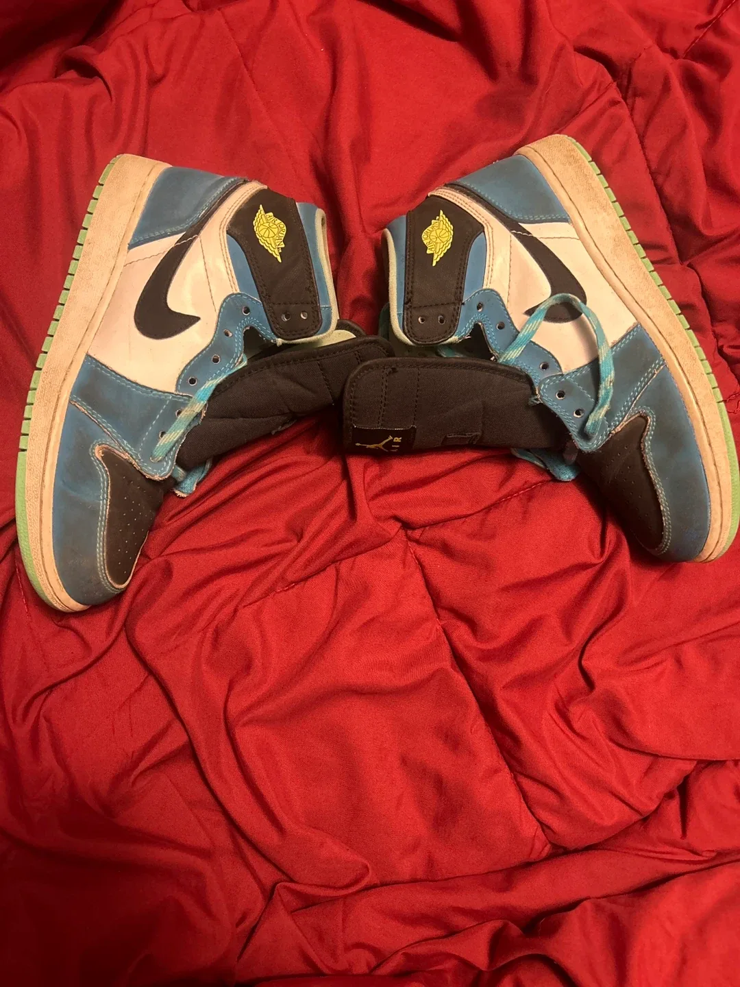 Air Jordan Shoes - Size 6.5 image indicator(8)