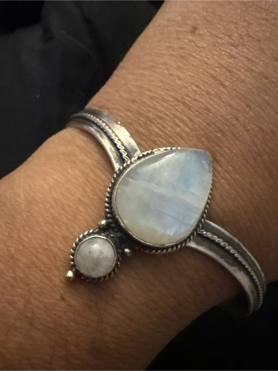 Authentic 925 Silver Genuine Moonstone Cuff Bracelet image indicator(8)