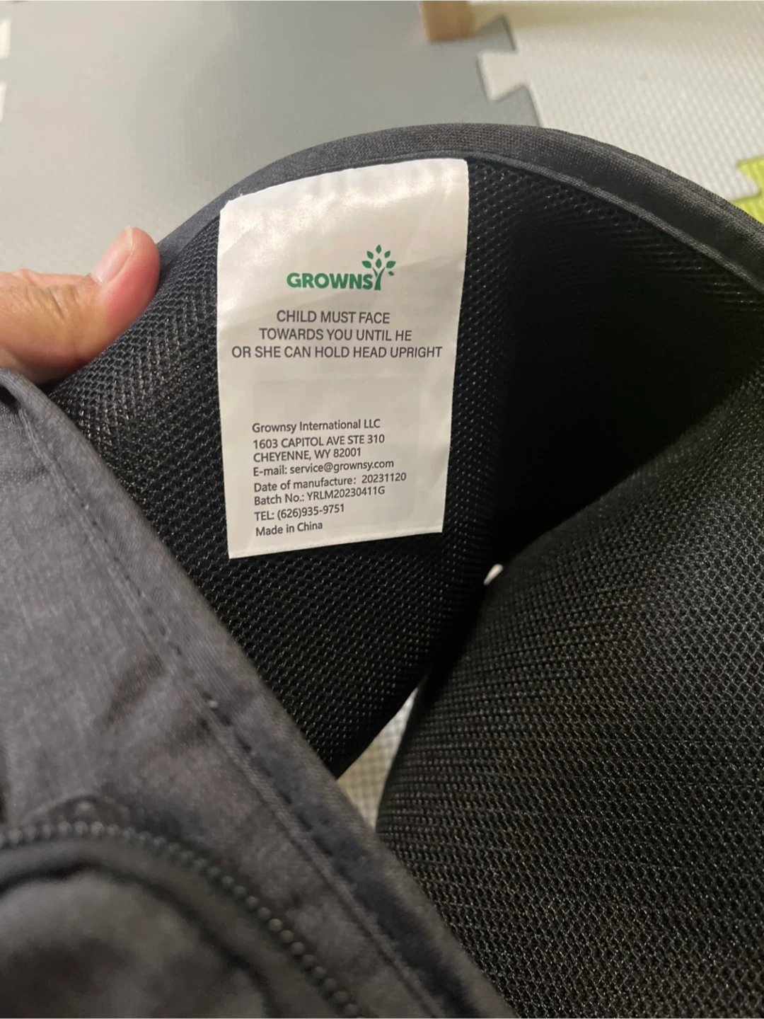 Grownsy Baby Carrier - Like New! - photo 3
