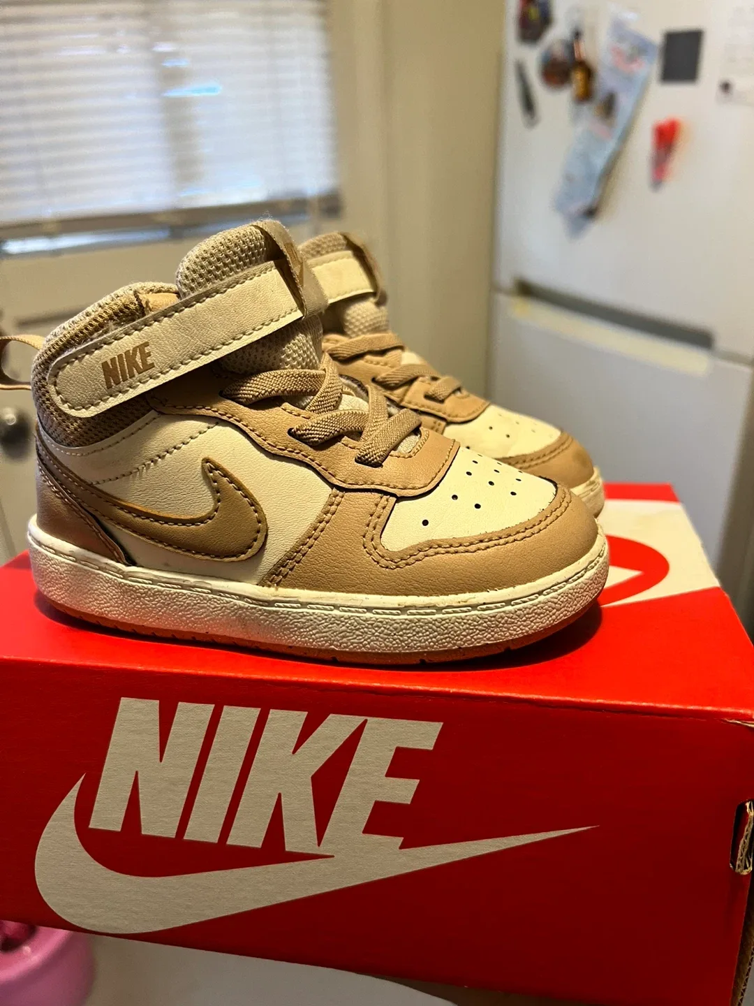 Nike Court Borough Mid 2 (TDV) Size 8c image indicator(4)