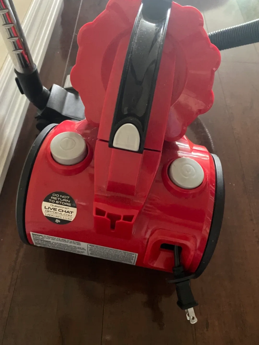 Dirt Devil Featherlite Vacuum - Red image indicator(3)