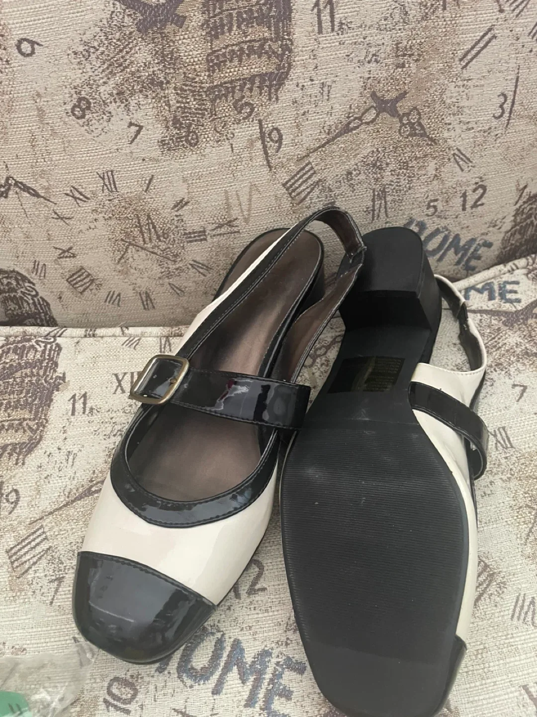 Black & White Slingback Heels image indicator(3)