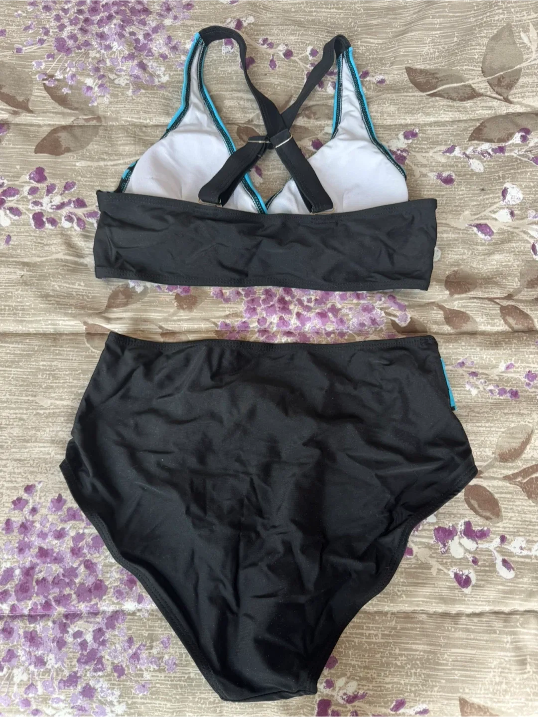 (Brand new) Women Swimsuit - Size S image indicator(2)