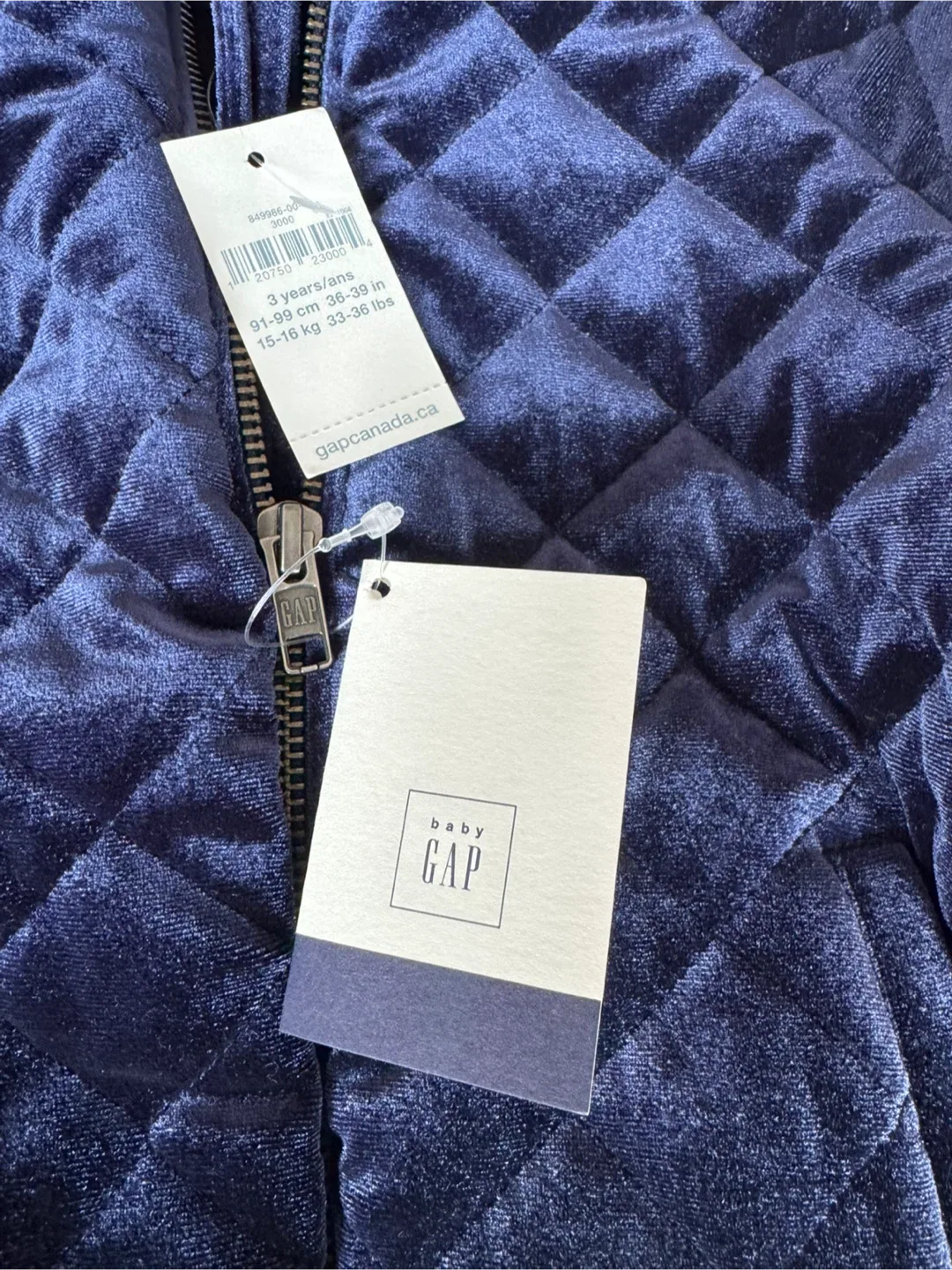 (Brand new - Small Y3) Baby Gap Navy Blue Quilted Velvet Jacket image indicator(6)