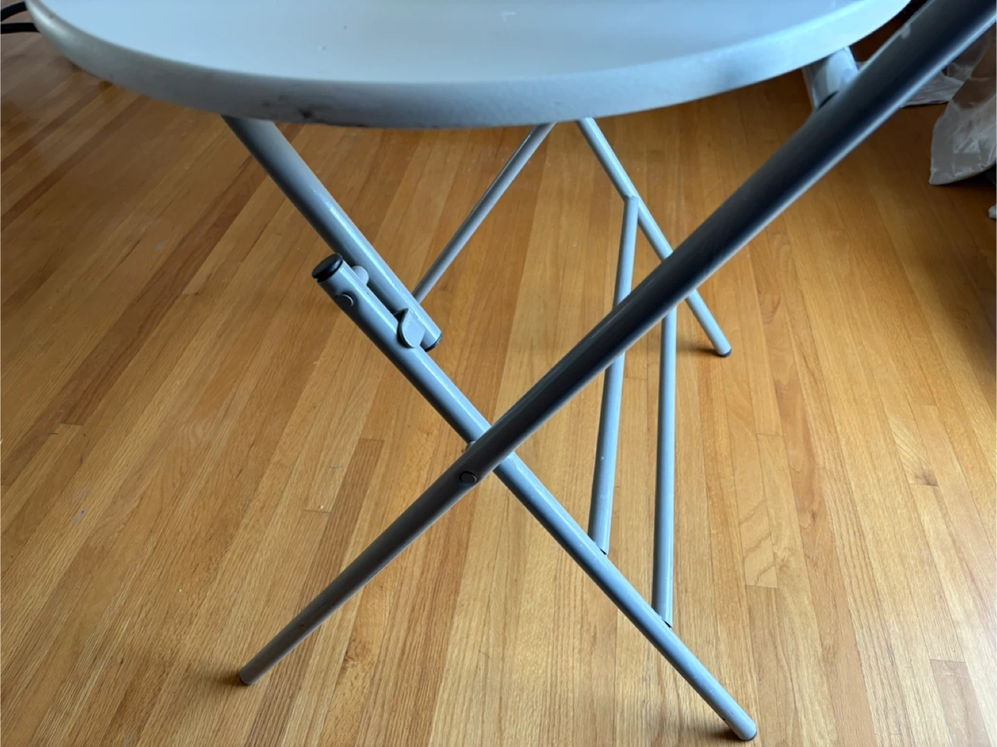 White Folding desk - photo 3