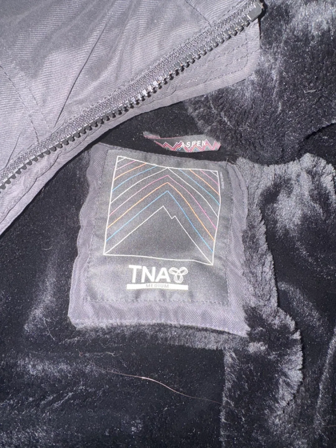 TNA Aspen Parka - Medium image indicator(2)