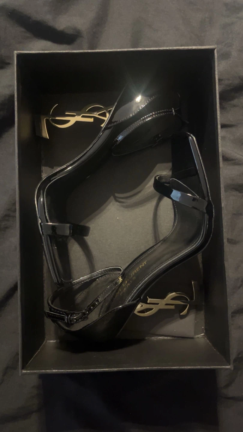 Saint Laurent Black Patent Heels - Size 37 - photo 4