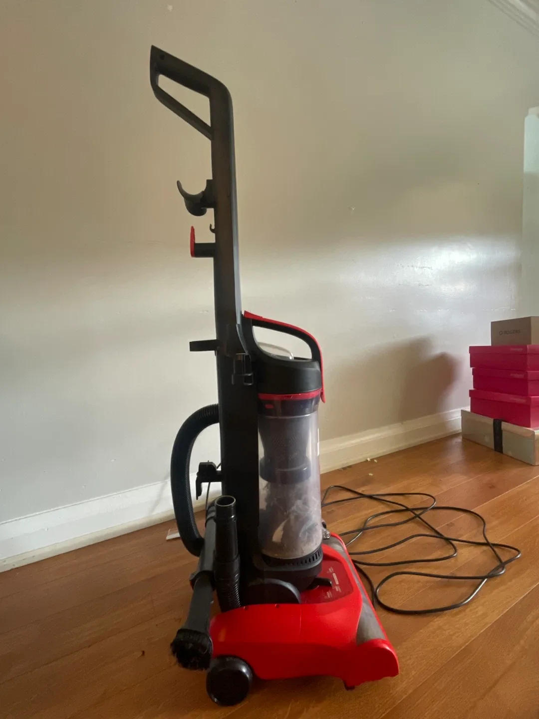 Dirt Devil Upright Vacuum image indicator(3)