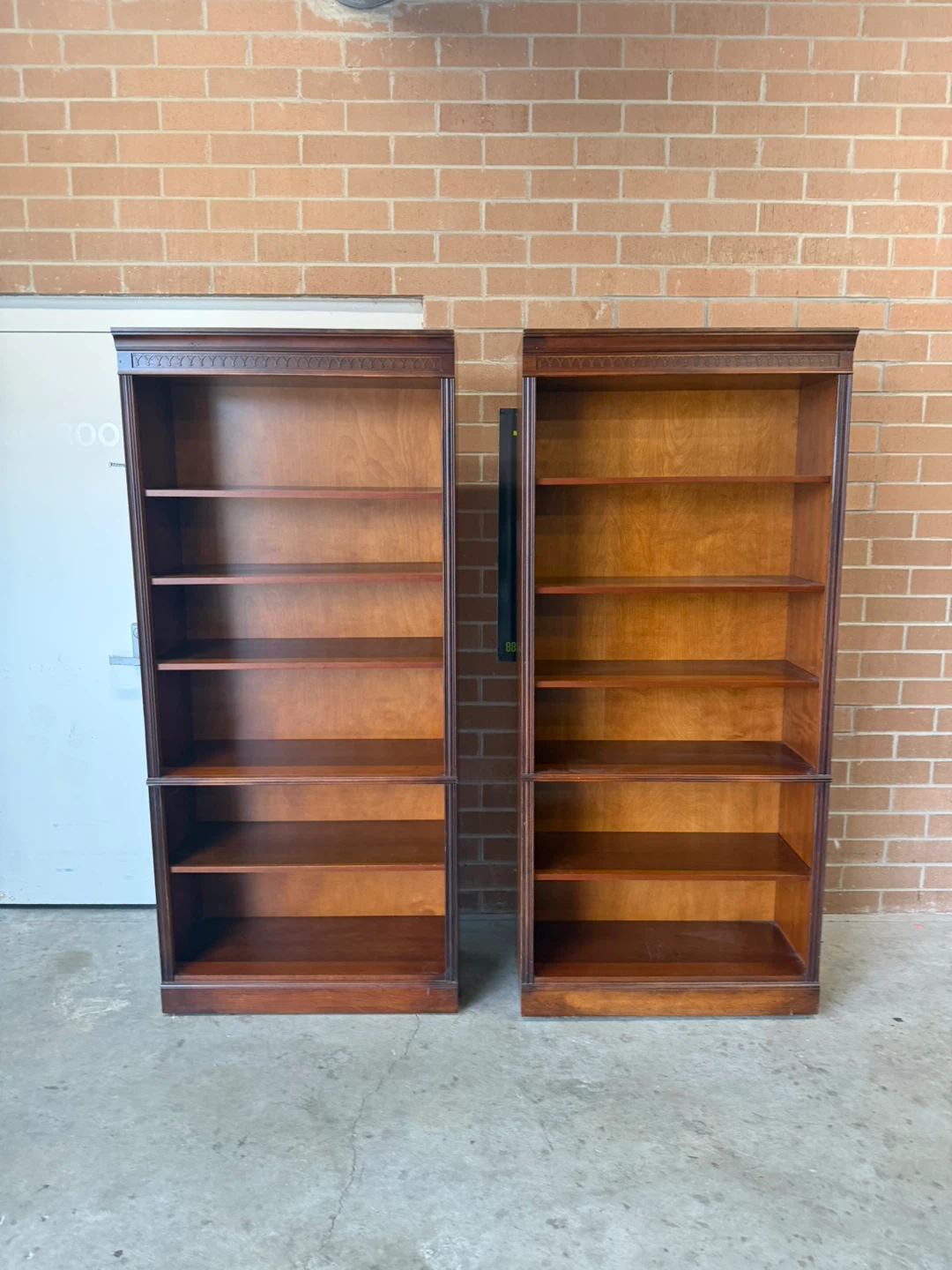 Hekman Grand Rapids Bookcases - photo 3