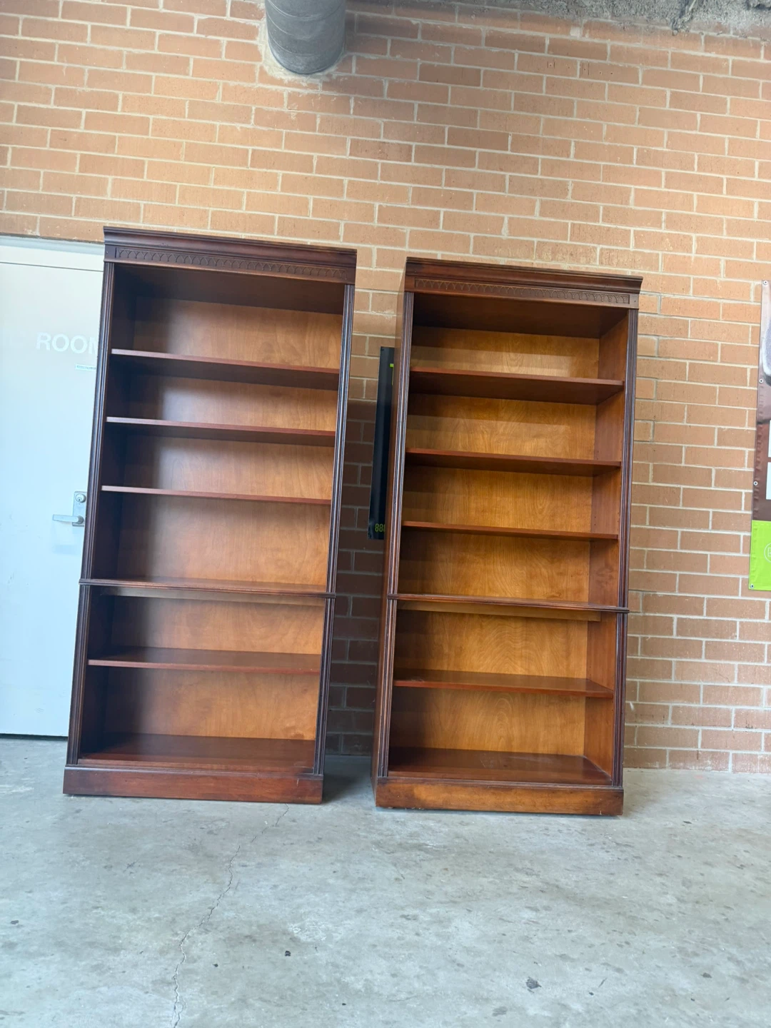 Hekman Grand Rapids Bookcases - photo 4