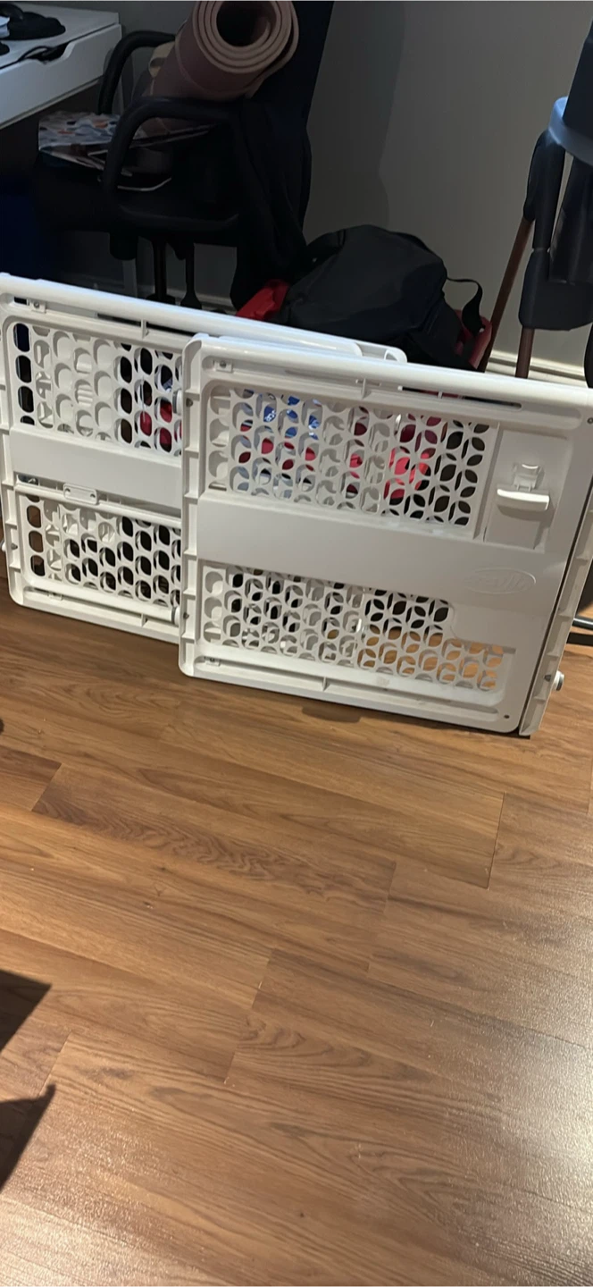 Dreambaby Newport Adapta Gate - White