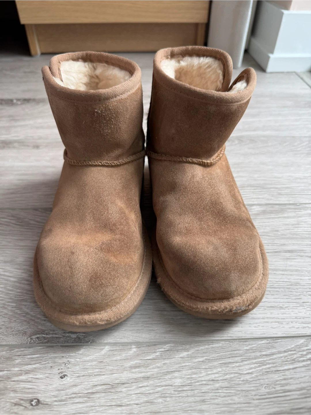 UGG Classic Girl’s Short Boots, Size US 13
