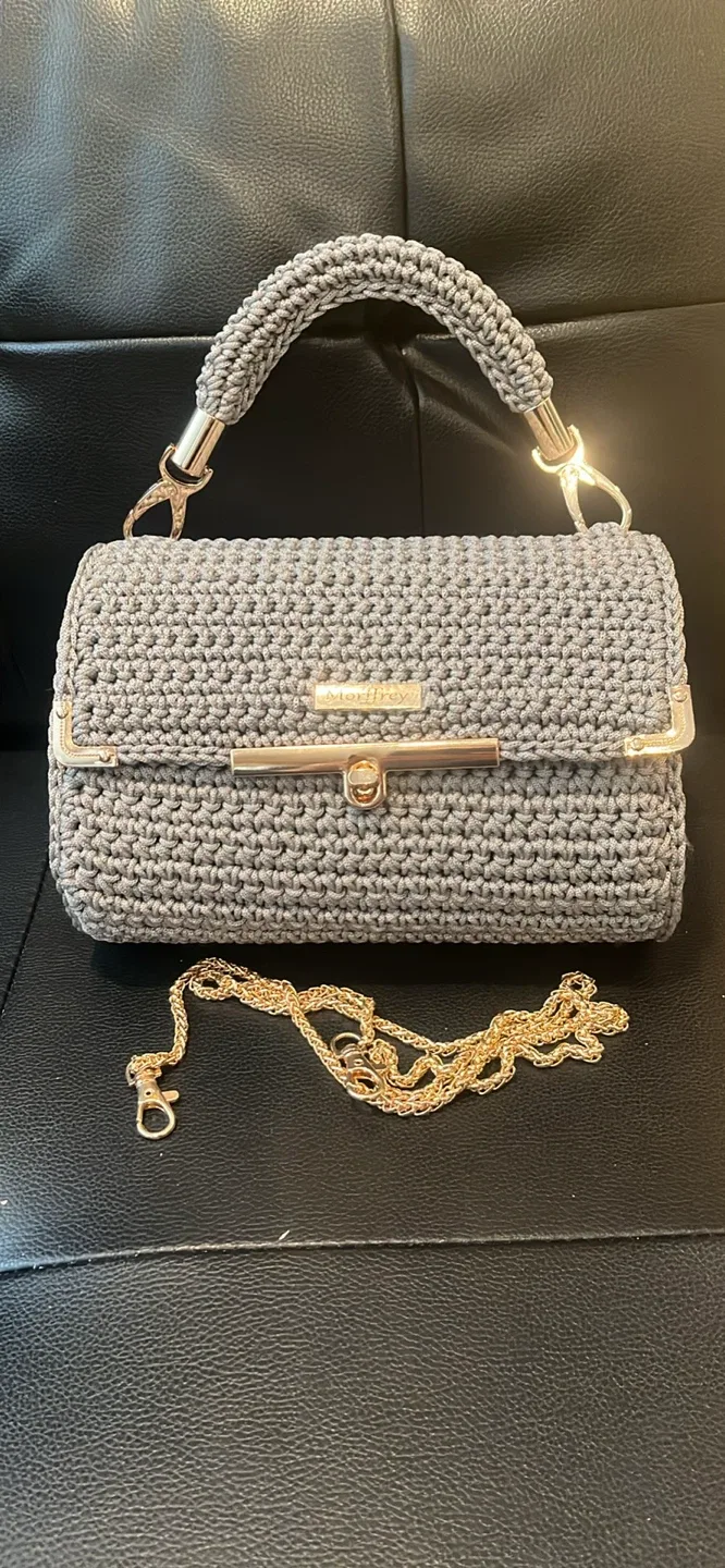 Handmade Crochet Grey Purse with Gold Chain image indicator(2)