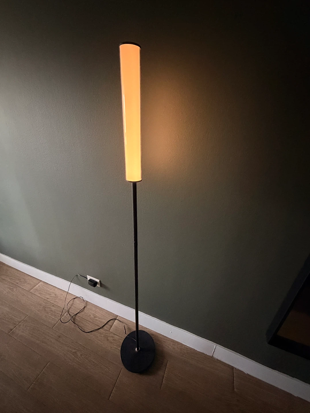 Modern Torchiere LED Floor Lamp - photo 2