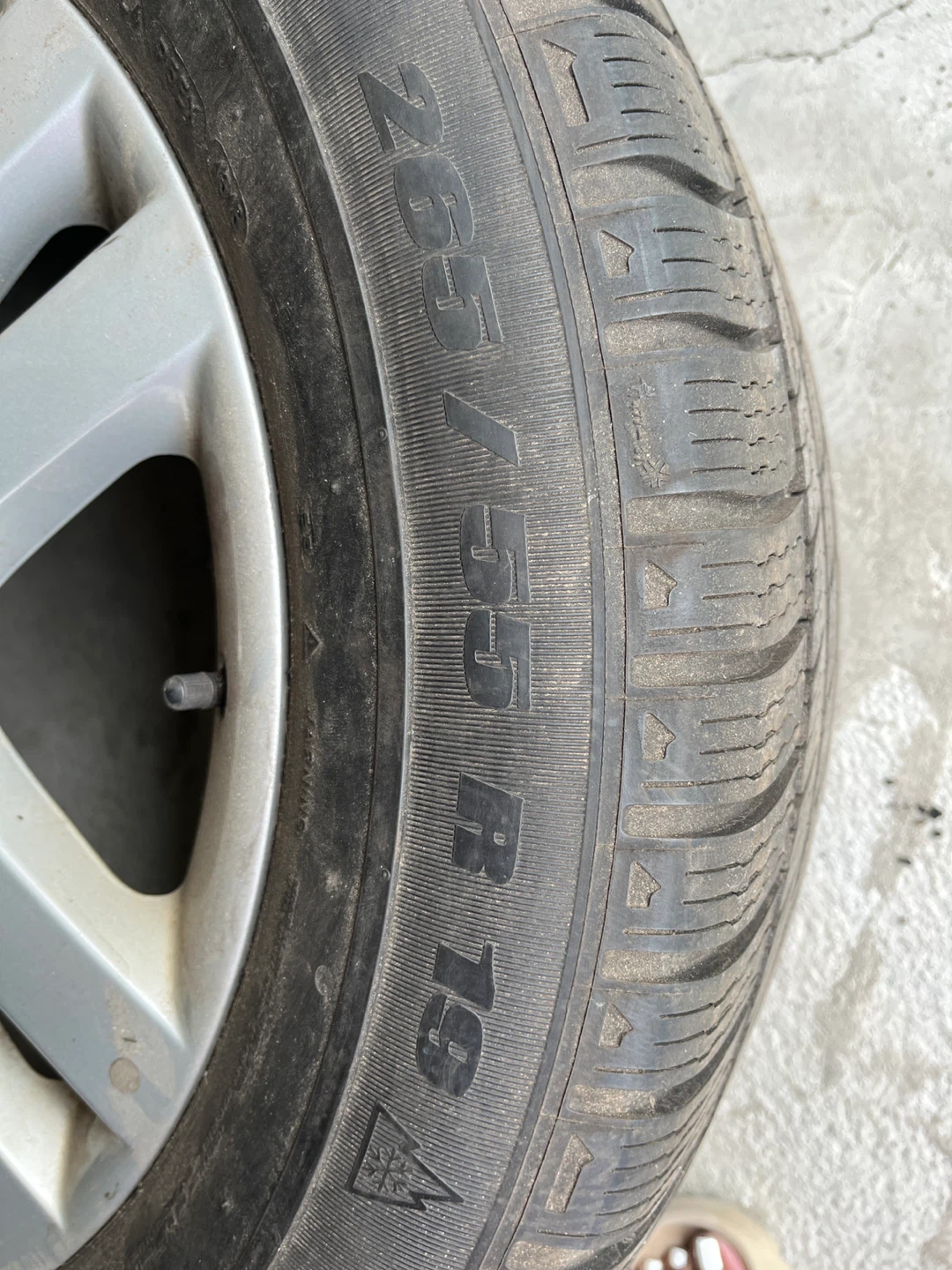 Set of 4 Tires 265/55R19 - photo 3