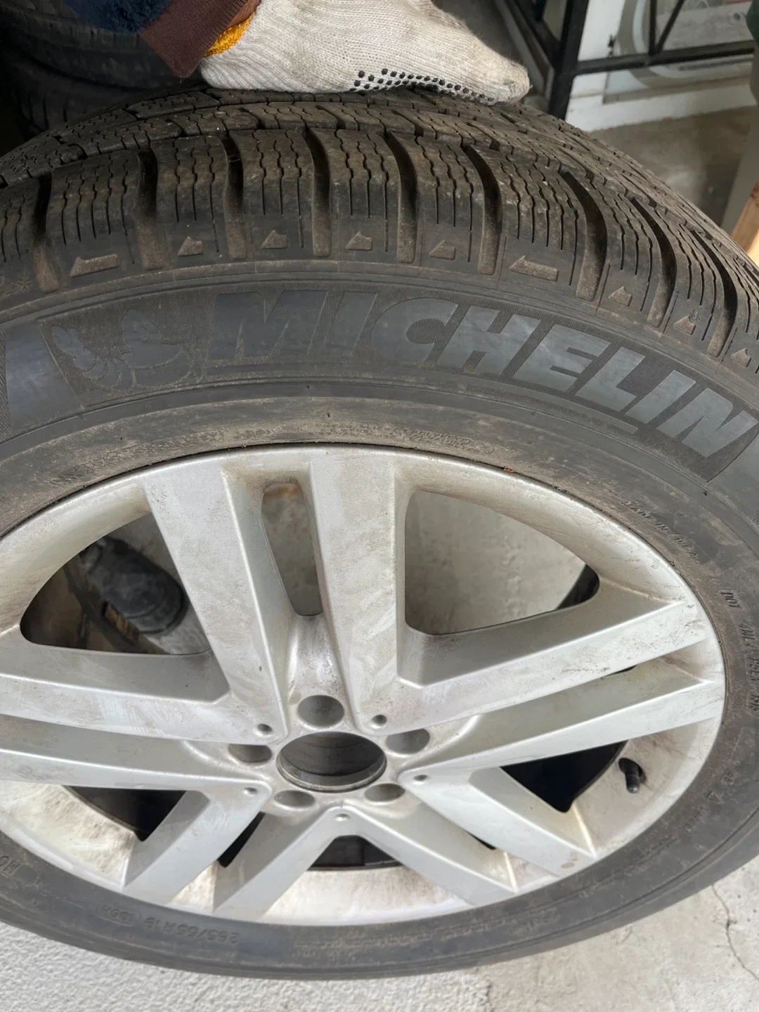 Set of 4 Tires 265/55R19 image indicator(6)